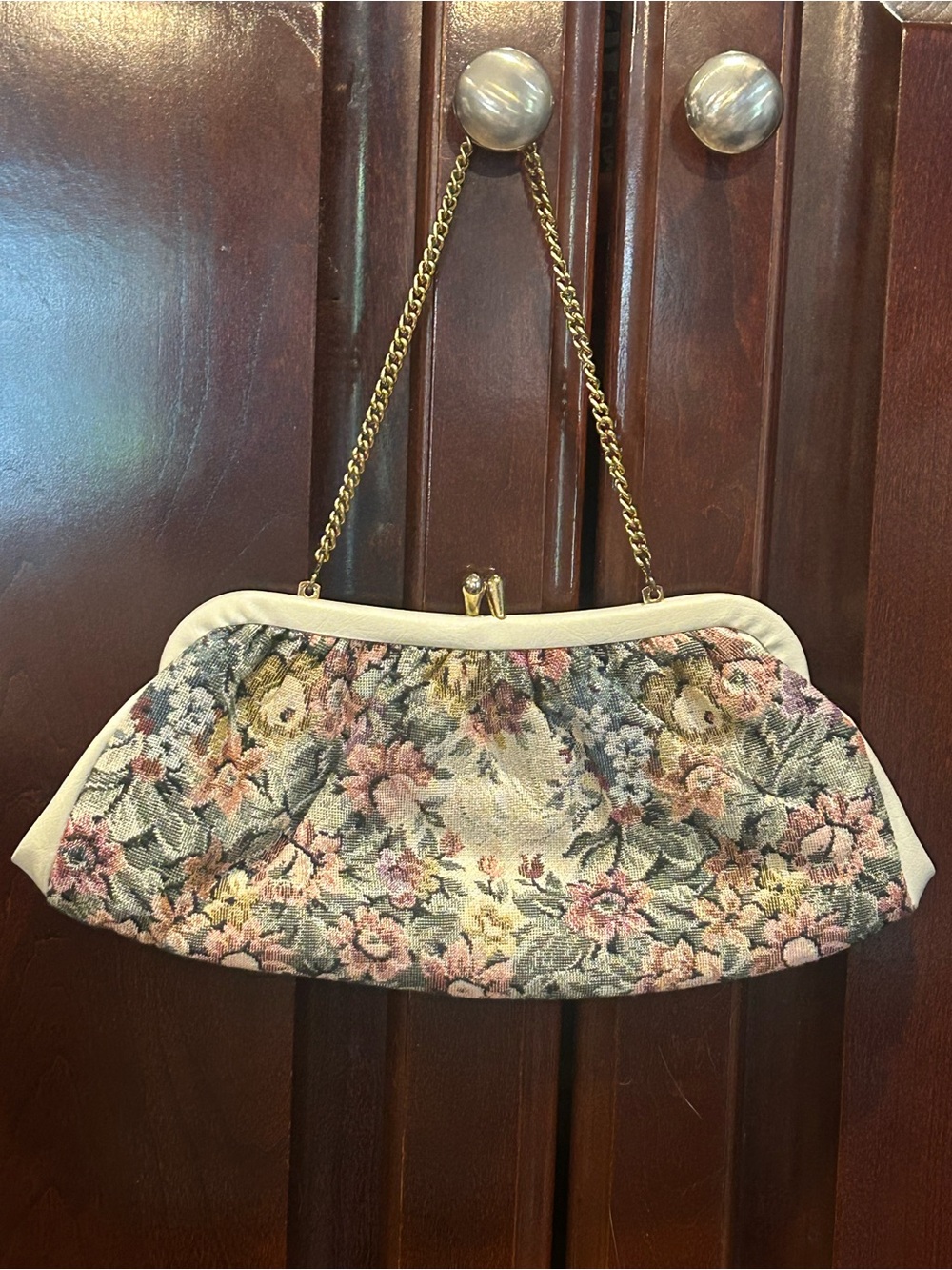 Vintage Floral Tapestry Kiss Lock Clutch Purse Gold Chain Evening Handbag